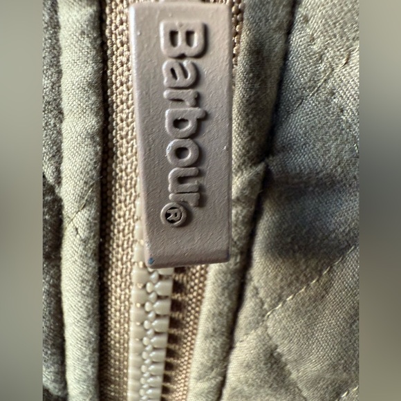BARBOUR Tailored Microfiber Quilt Jacket Lightweight Classic Full Zip Luxury 10 - Picture 3 of 10